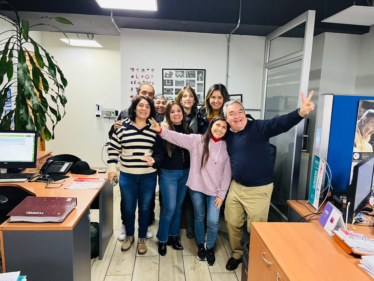 ASubdere's tweet photo. @Asosubdere visita a nuestras URS Atacama y Biobío, desde donde se realizó Asamblea Nacional el pasado jueves 29 de junio. También sostuvimos reunión con socios y socias para aclarar dudas sobre polinomio, incentivo al retiro y teletrabajo.
#asambleasenelterritorio
#visitaregión https://t.co/mozj13ceol