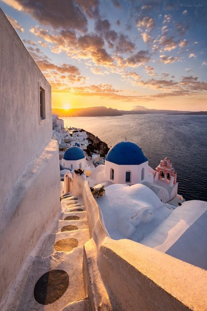 #BeautifulSunset    #Santorini #Greece 🤍💙