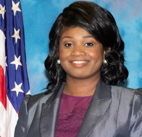 DoWYRRP's tweet image. MCTO is excited to share that Dr. Taheesha R. Quarells has been selected to join the George W. Bush Presidential Center 2023 Stand-To Veteran Leadership Program! See details here:
dvidshub.net/news/448485/ta…
#StandTo #TheBushCenter #MCTO #VeteranLeadershipProgram #Veterans
