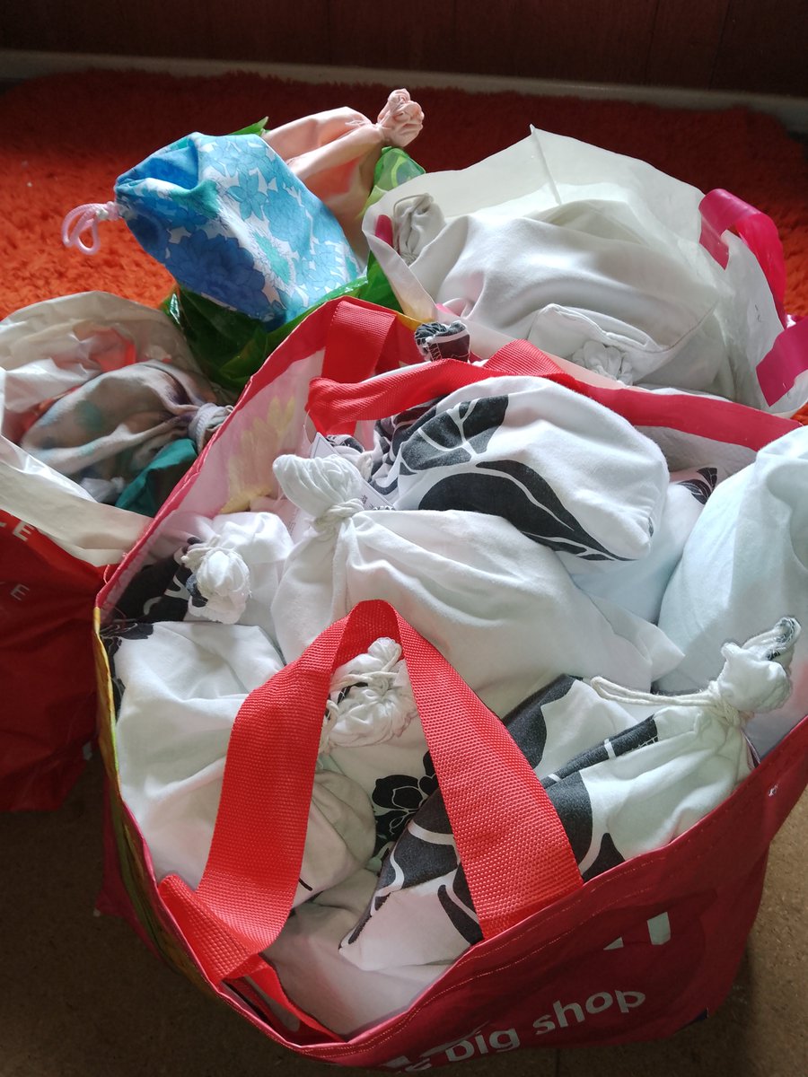 Rapid response to Comfort bag appeal from <a href="/NCAlliance_NHS/">Northern Care Alliance NHS Foundation Trust (NCA)</a>  Thanks to Rochdale (Springfield) TG + <a href="/GirlguidingGMW/">Girlguiding GMW</a> 90 bags gone to SRH + ROH  #WeCan <a href="/Girlguiding_NWE/">Girlguiding North West England</a> @TrefoilGuildNWE  <a href="/Girlguiding/">Girlguiding</a>