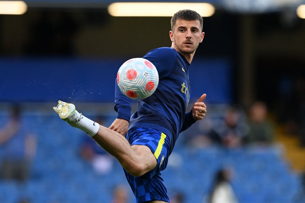 Mason Mount has completed medical tests as new Manchester United player at Carrington. 🔴✅ #MUFC

Contract until June 2028 plus option, confirmed.