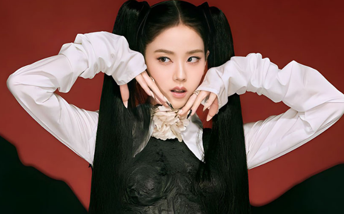 AboutMusicYT's tweet photo. 'ME' by BLACKPINK's Jisoo is the best selling digital kpop female single in China this year (1.016M copies). https://t.co/A2UNvyoOej