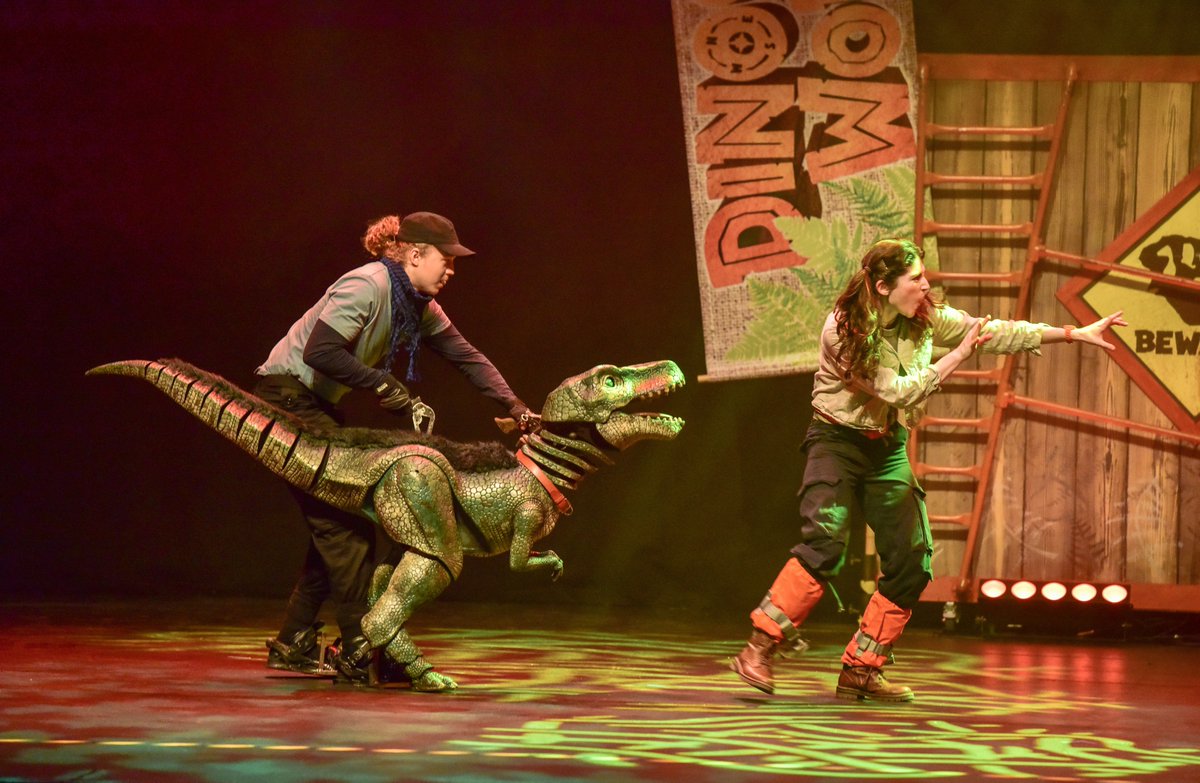 The Dinosaurs are coming to Dun Laoghaire!

They can't wait to have a roarsome time on their Irish tour in the next few weeks 🦖

Pavilion Theatre, 4 - 6 July 🎟️  ow.ly/4tbe50P2JvJ