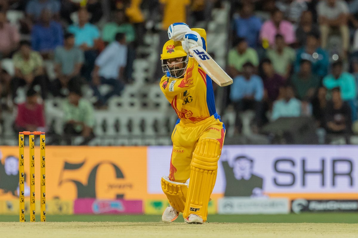StarSportsTamil's tweet photo. இந்திரஜித் ஆட்டம் கெத்து🔥
தலைமை Dragon leading from the front - இரண்டாவது #TNPL2023 5️⃣0️⃣
📺 தொடர்ந்து காணுங்கள் | TNPL | #DDvSS | Star Sports தமிழில்
#NammaOoruNammaGethu #TNPL #DDvsSS #DD #SS https://t.co/A5VVA00eig