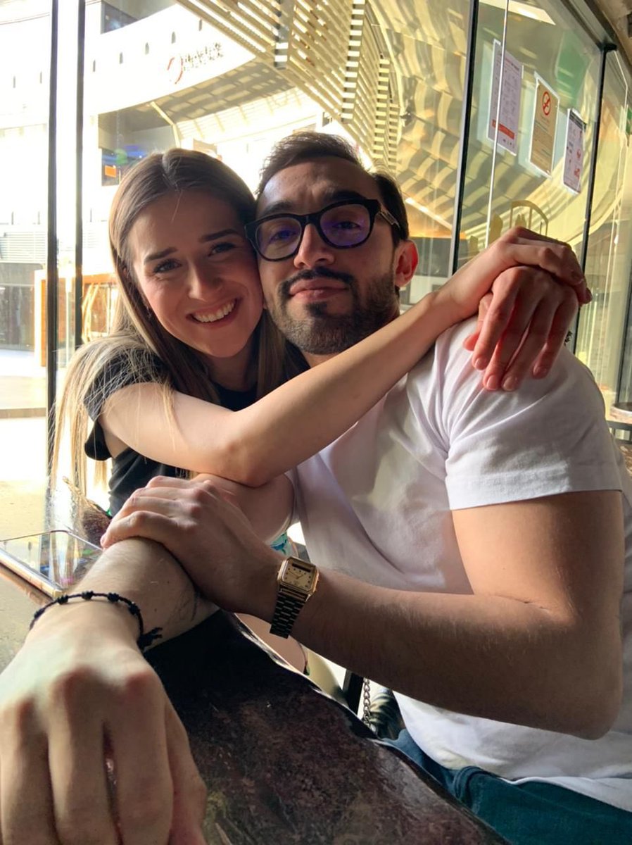 kensss96's tweet photo. 1. Nuestra primera foto juntos.
2. Nuestro primer viaje juntos.
3. El día de nuestro primer aniversario y el día en que nos comprometimos.
4. El día de nuestra boda civil.

Gracias por estos dos años a tu lado, te amo con todo mi corazón ❤️ https://t.co/hRmyMikW4J