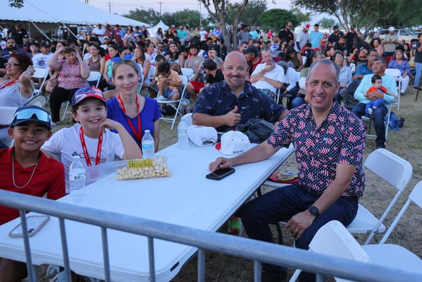 cityofedinburg's tweet photo. Our boxers were ready to rumble at the Rogue Boxing Independence Day Night of Champions event! 🥊💥
Local boxers put it all on the line for the championship belt as we kicked off the 4th of July weekend! 🏆 #TexasCookEm https://t.co/xkPdtAVJUu