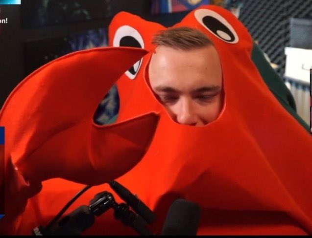 F0IG32ZXsAci2dZ.jpg
