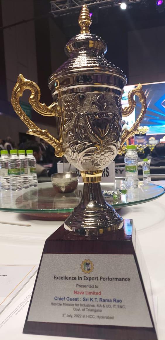 NavaLimited's tweet photo. Honoured to receive the award for “Excellence in Export Performance 2022” from @FTCCI over the hands of Hon’ble @MinisterKTR! 🏆Grateful to the jury panel and everyone involved, for acknowledging Nava’s efforts &amp; contributions. 🙌 #Gratitude #ExcellenceinExportPerformance #FTCCI https://t.co/AaNDKRSMXm