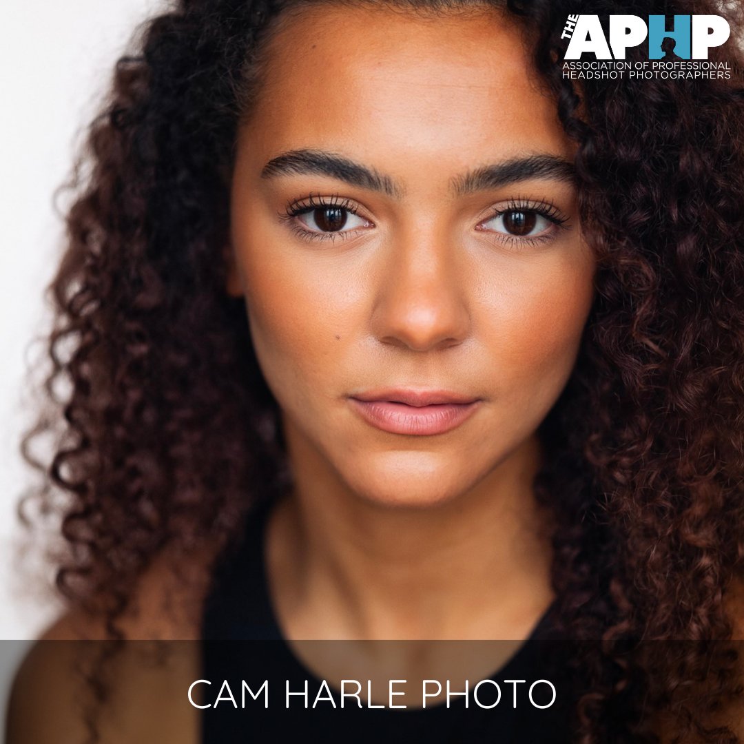 How do edits and extras work with <a href="/camharlephoto/">camharlephoto</a>?

📸 3 retouched high-res images included 
📸 Full-frame and cropped 10x8 delivered
📸 Photo workflow optional

See Cam's website for more information!
