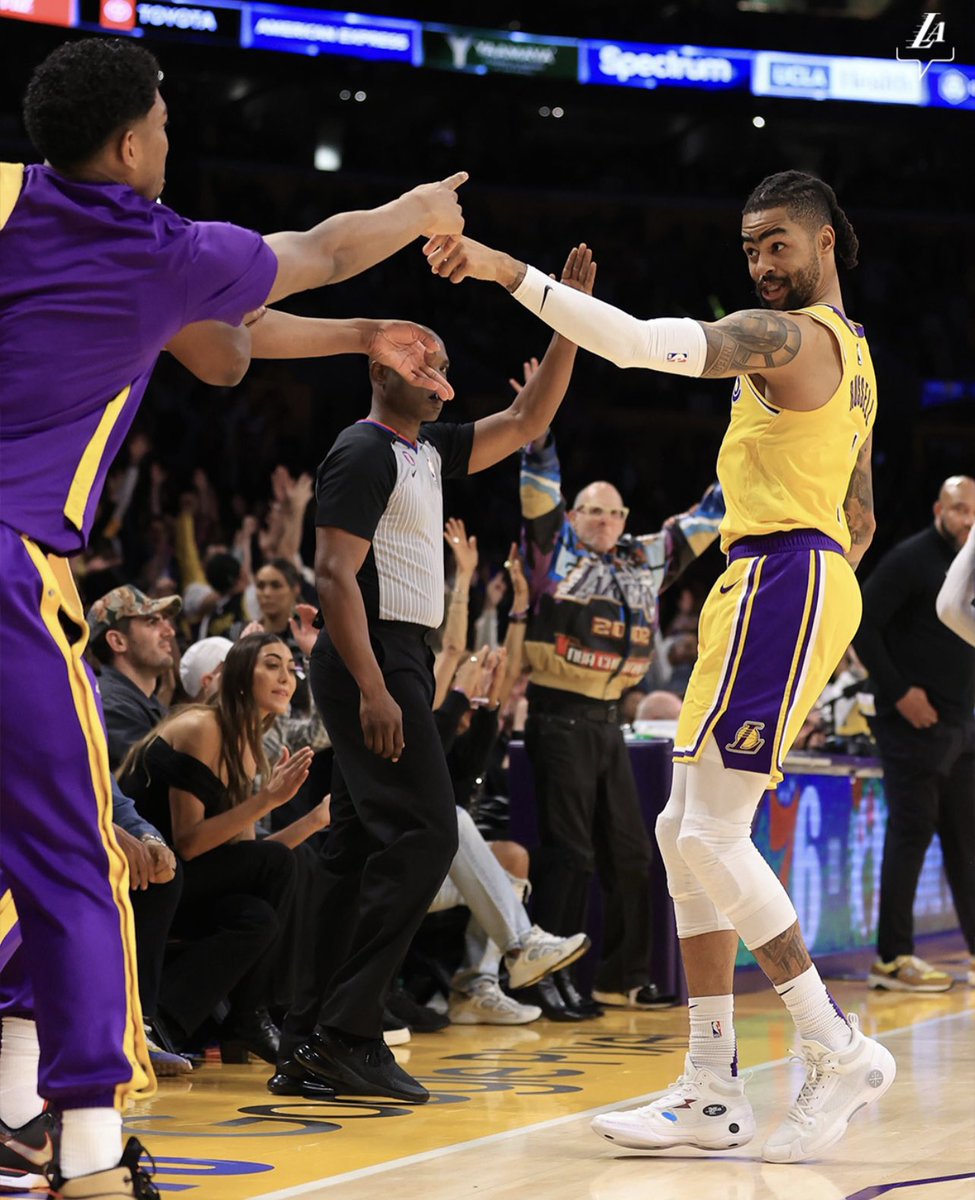 IceyDLo's tweet photo. NBA 3 PT % over the last 4 months of the regular season: (min 6 3PA)

1. D’Angelo Russell (44%)
2. Klay Thompson (43%)
3. Buddy Hield (42%)
4. Steph Curry (42%)
5. Jamal Murray (42%)

D’Angelo Russell was ELITE. https://t.co/pJV6AKlTV9