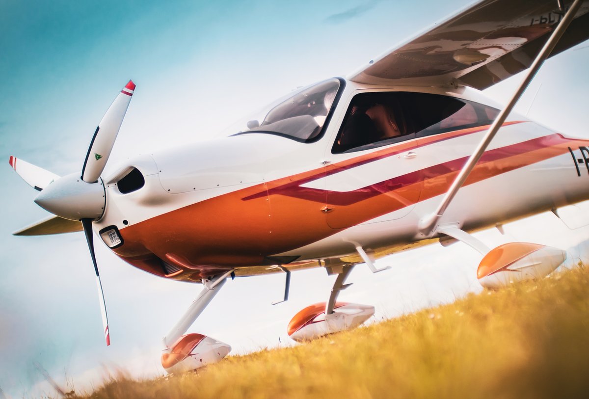 tecnam's tweet photo. P2010 Gran Lusso. Because you are someone special.

https://t.co/nTV64UpJvs

#Tecnam #TecnamFamily #TecnamDiesel #P2010 #P2010TDI #P2010GranLusso #dieselaviation #LuxuryAviation #ItalianStyle #DolceVita #comfortableaircraft #PTwentyTen #GranLusso #modernaviation #SoarHigher https://t.co/K2dXV5e6kQ