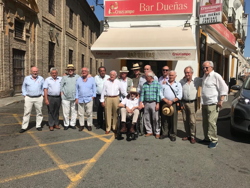 Final de Curso de la Tertulia Dueñas; hasta Septiembre.