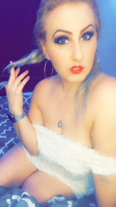 Hey hey heeey, who's ready to join me online @Stripchat? 👉 https://t.co/ecciBBSeR7 #stripchat #stripchatlive<a class="tags" href="/tag/stripchat">@stripchat</a><a href="/tag/stripchat"class="tags"><span>#stripchat</span></a><a href="/tag/stripchatlive"class="tags"><span>#stripchatlive</span></a>