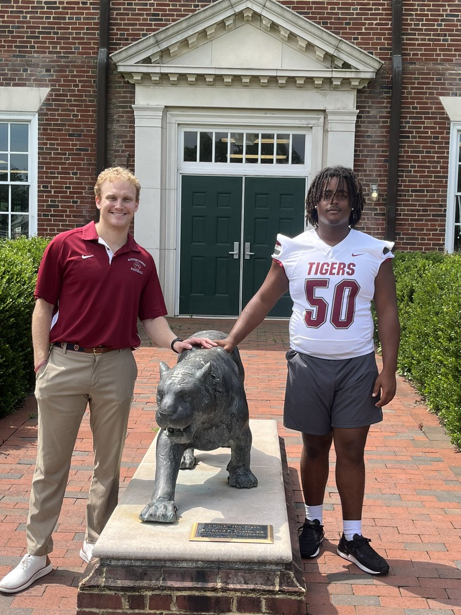 After a great visit and talk with @dilloncostell01 I am pleased to announce that I’ve received an offer from <a href="/HSC__FOOTBALL/">H-SC Football</a> 
<a href="/SoCoFootball/">Stallion Football</a> 
<a href="/CoachPannoni/">Coach Pannoni</a>