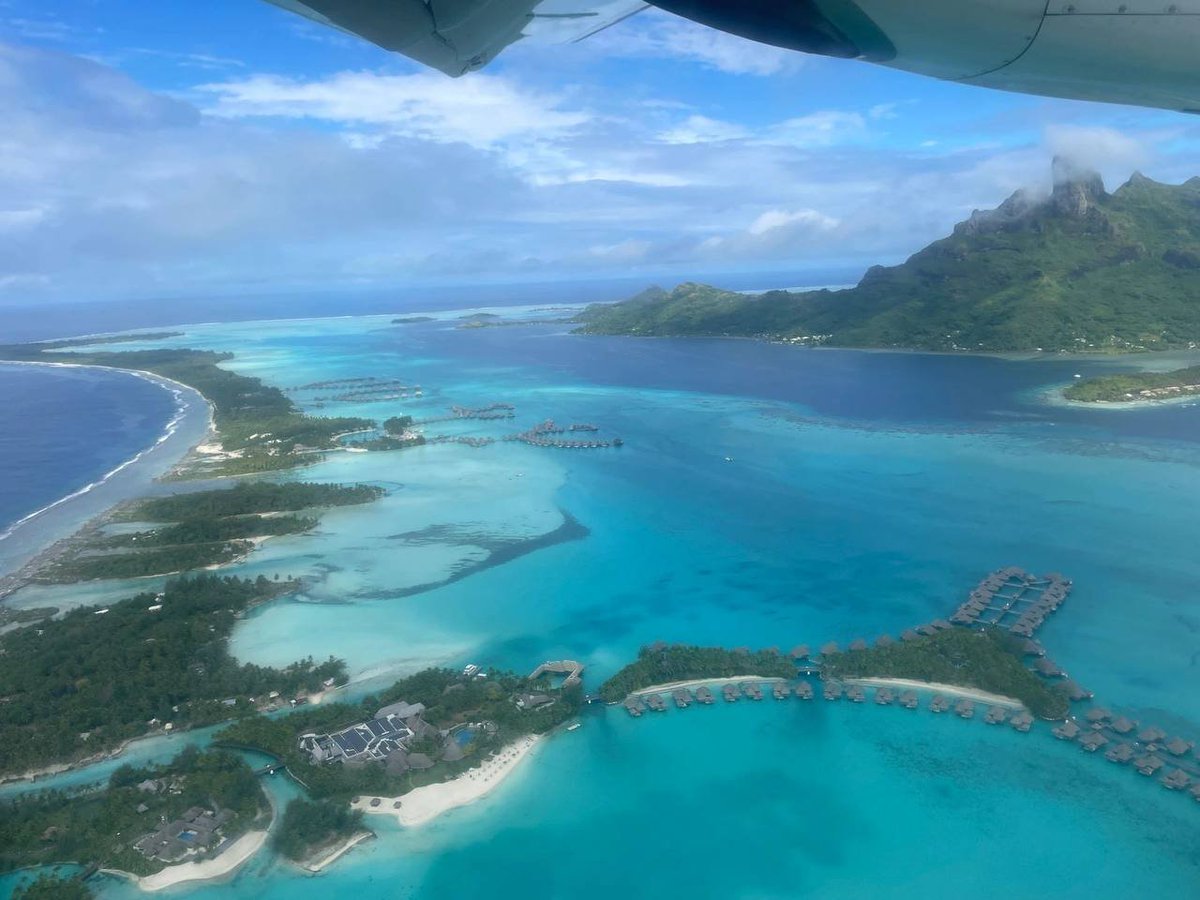 Mayabaqaq's tweet photo. Conrad Bora Bora, Tahiti, Hermes in the legendary island https://t.co/Zqn3ltzbRh
