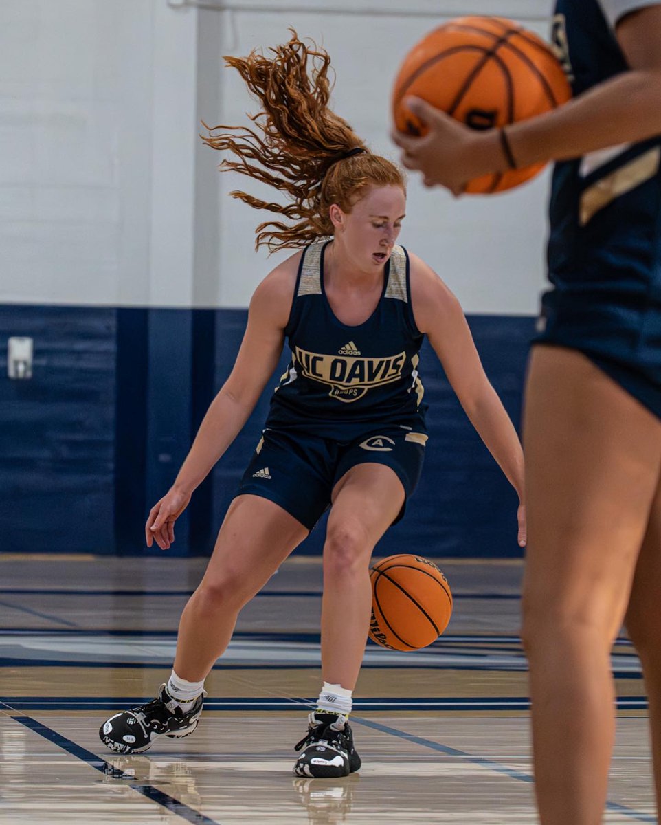 The squad is back in town😁

#GoAgs | <a href="/ucdavisaggies/">UC Davis Athletics</a>
