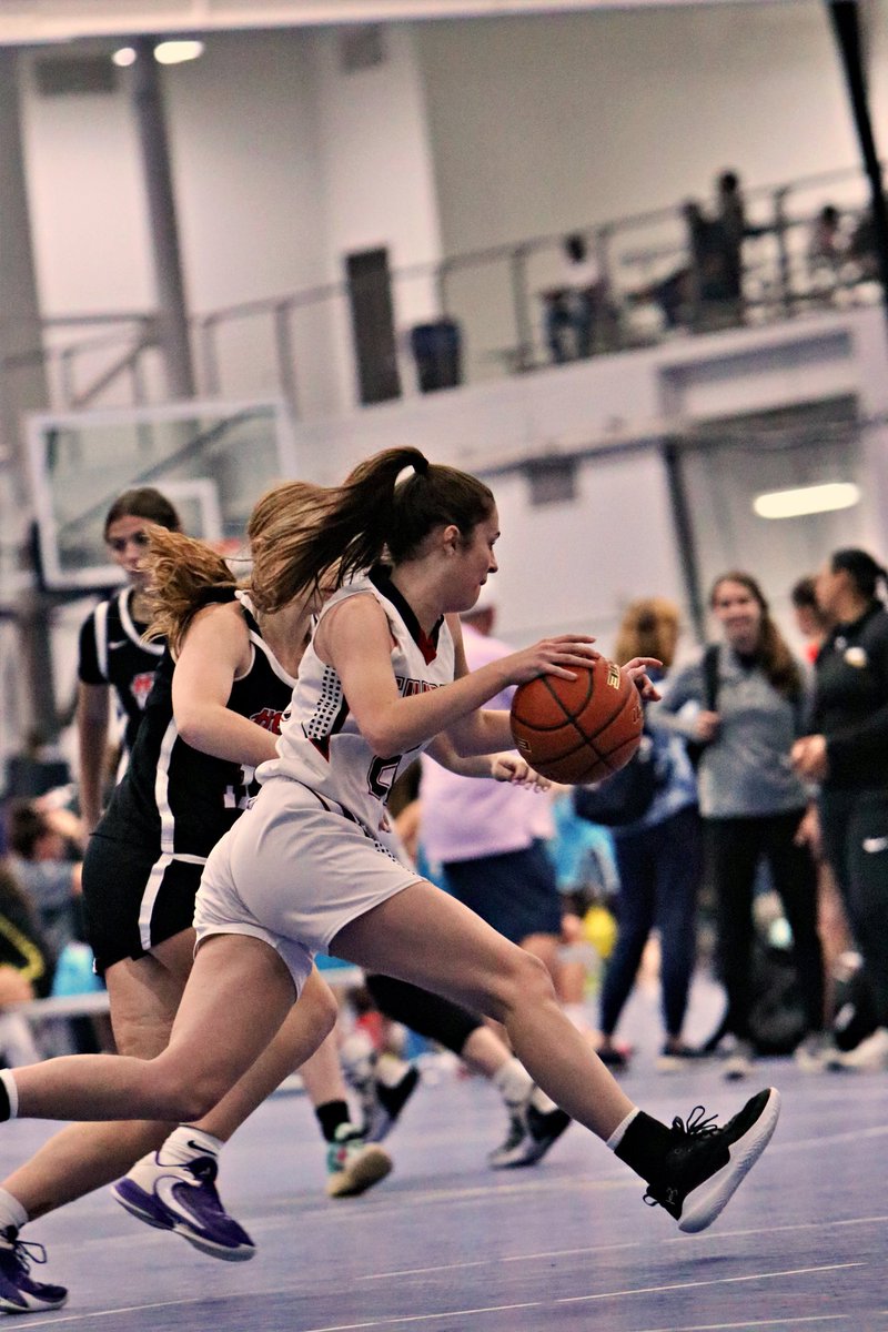 Excited to be playing at Run 4 the Roses in Louisville! Can’t wait! 🏀