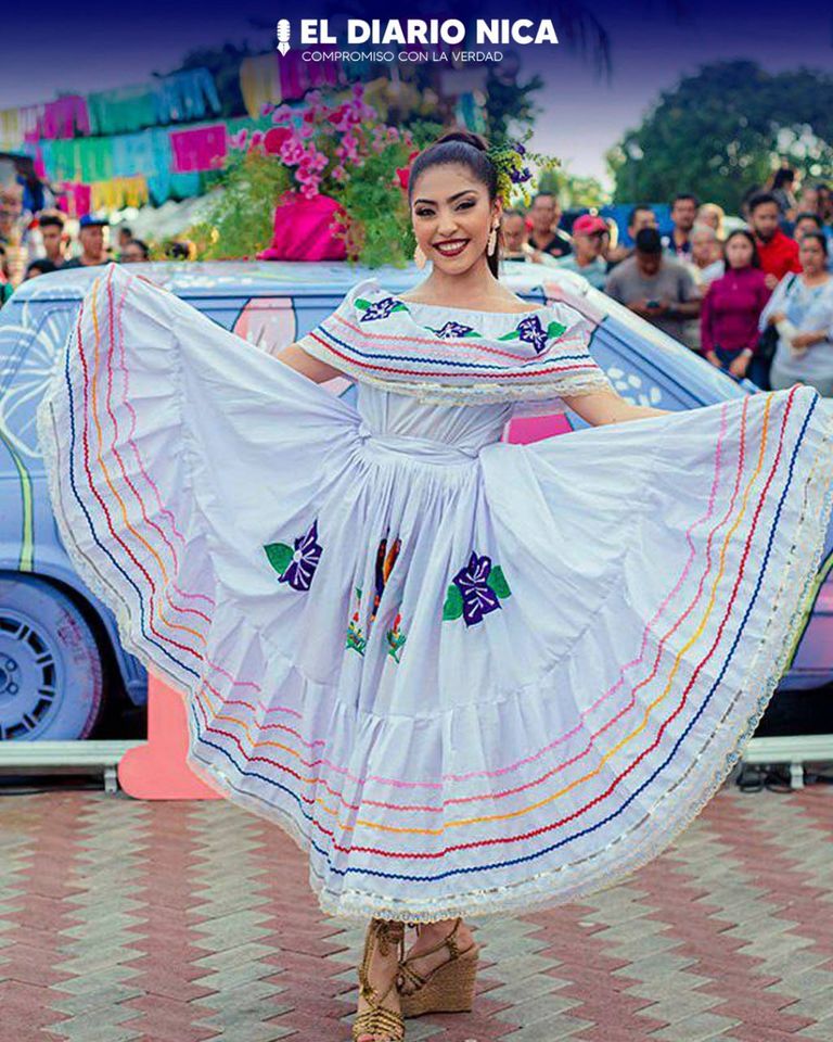 Festival de Cotonas, Batas y Trajes Folklore.
#Nicaragua 
Nota completa 👇
eldiarionica.com/.../festival-d…