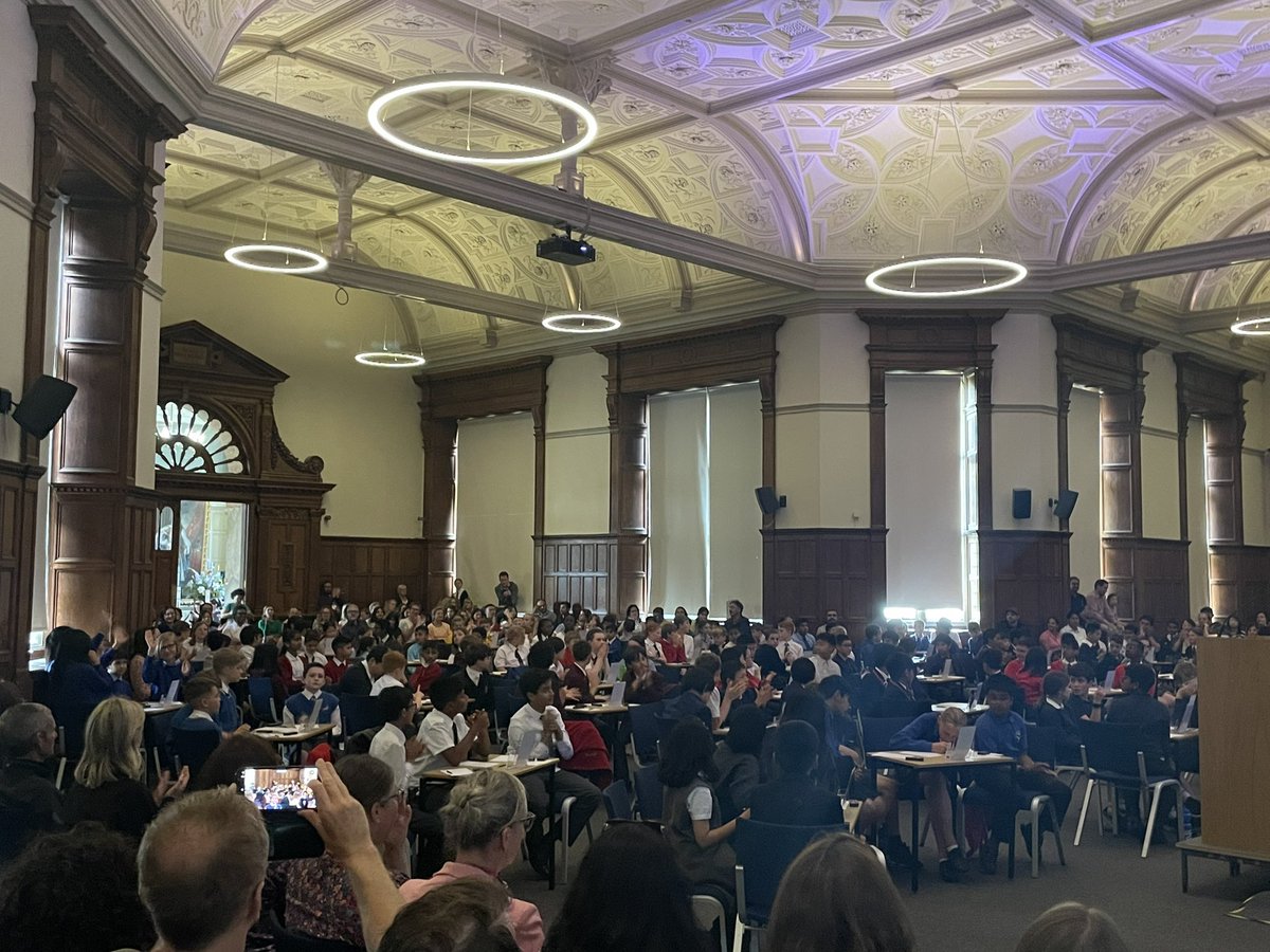 St. Anthony's Boys - Maths tweet media