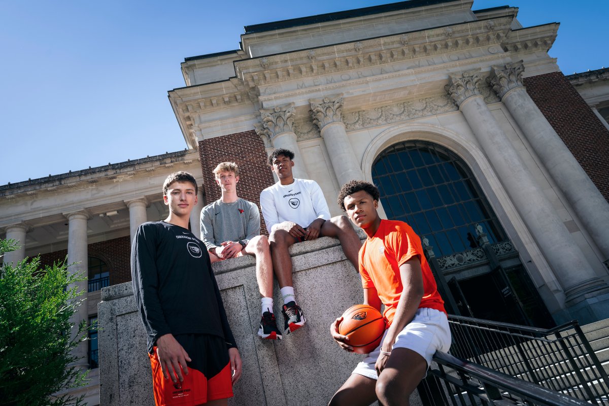 👀 Our 2023-24 freshmen👀

#GoBeavs