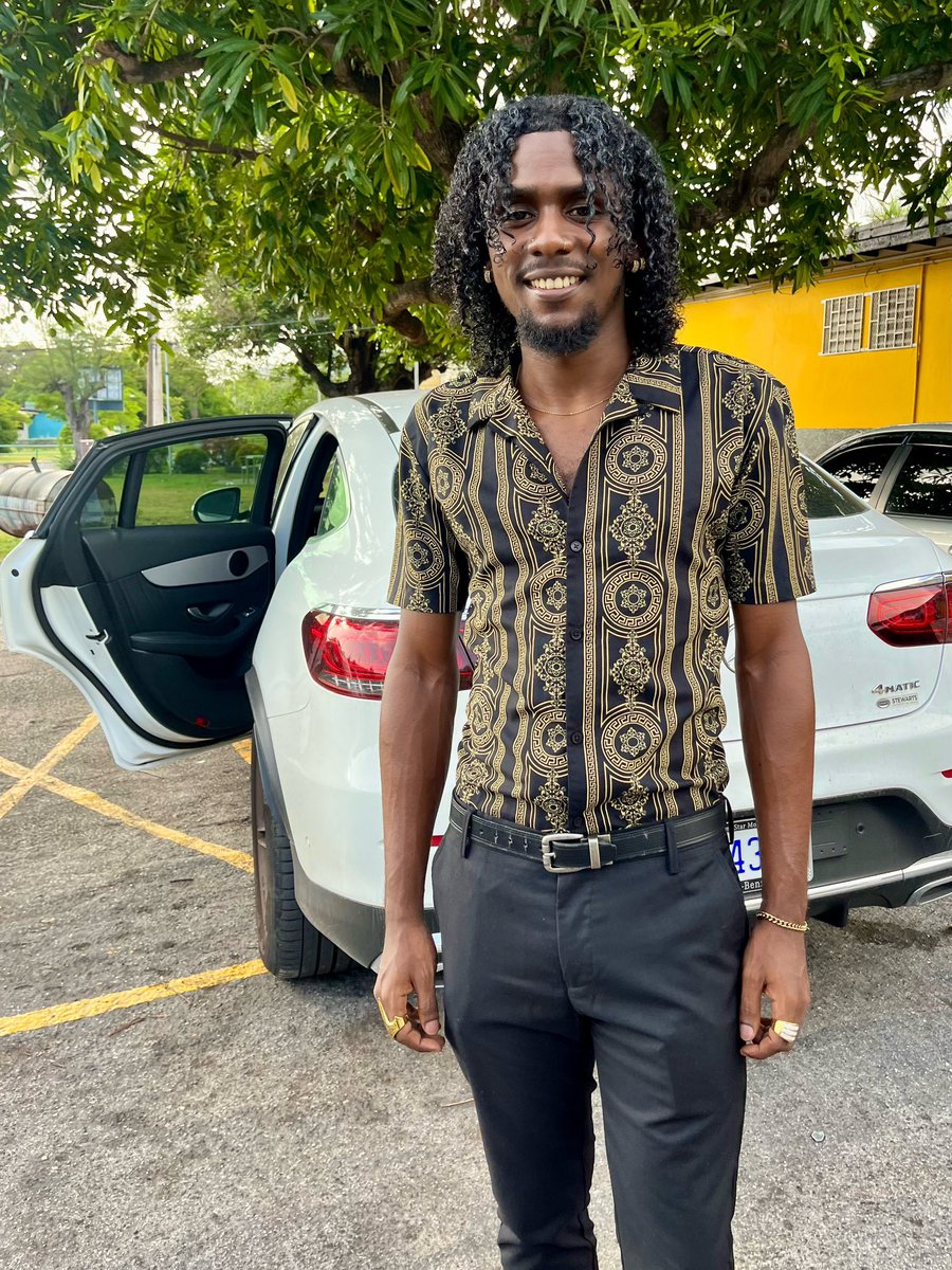 emelius_'s tweet photo. She seh mi ugly lakka goblin 🧟‍♂️ https://t.co/LiJERRmFoA
