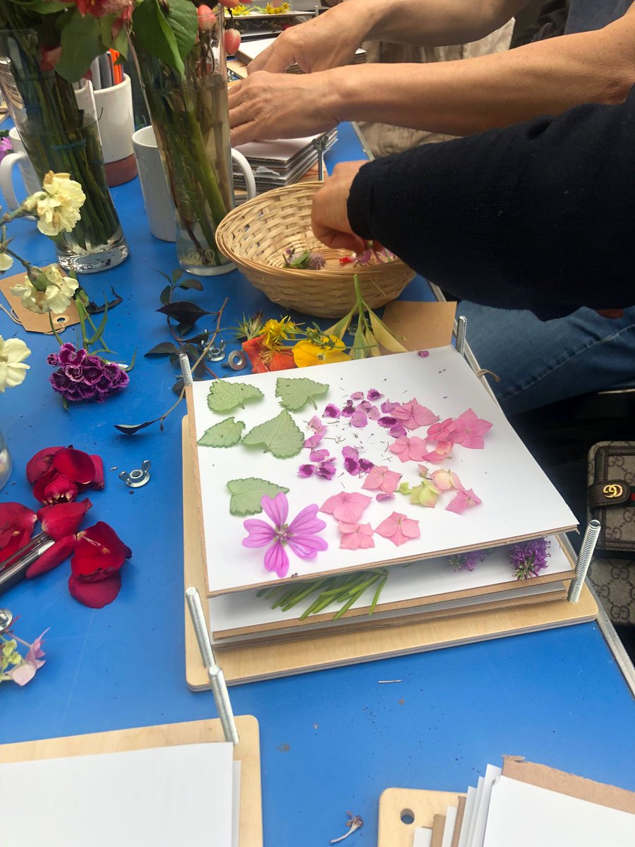 Every month, we host our a gardening workshop for our over 60's members. In our latest workshop, Thea taught us the art of pressing flowers! 

Shout out to Natasha's Flowers for donating the roses. How lovely are the results? 🌹🪻🌻#FlowerPressing #GardeningForAllAges #CCA