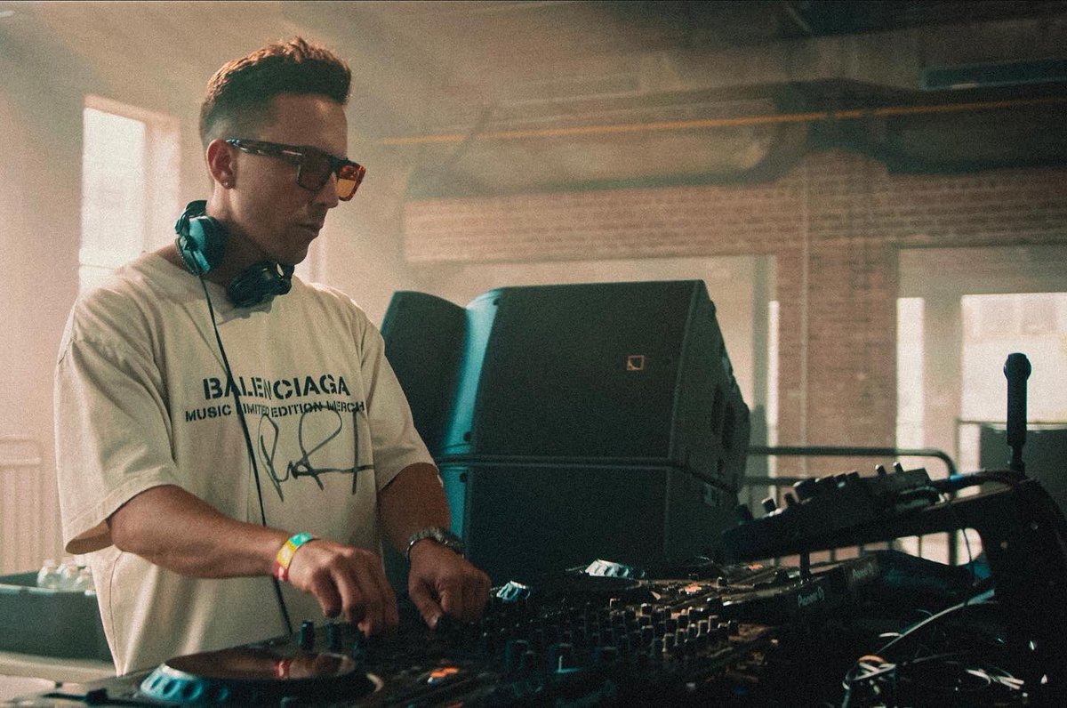 Nautik305's tweet photo. @BasementLeak 
@knockdowncenter 
@ShibaSanMusic 🙏 👑 
Thank u for having me . 🖤 https://t.co/bfdqrhHl54