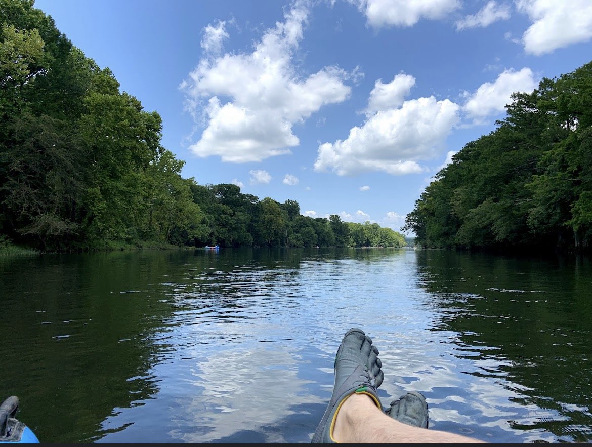 SunshineCabin's tweet photo. 🌡️☀️ Beat the heat in style! 🏊‍♀️💦 Float on the #MountainForkRiver with Lucky Dog River Floats and cool off in the #scenicbeauty of #BrokenBow. 
Book before it’s full! 📍https://t.co/ejjNpCsnpT

#Hochatown #OklahomaCity #Dallas #FortWorth #Tulsa #Shreveport #LittleRock #KansasCity https://t.co/kJqASXghzL