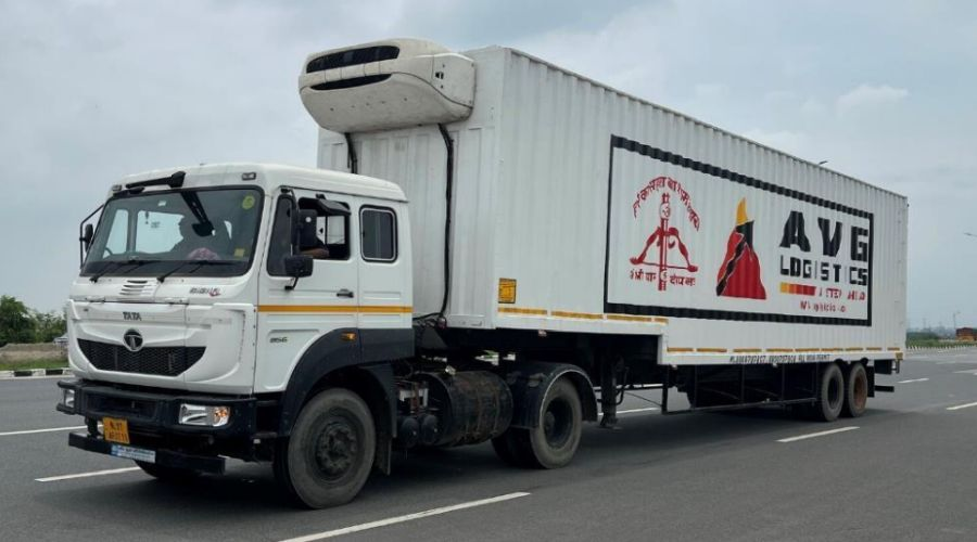 equitybulls's tweet photo. AVG Logistics Ltd develops a new 45-ft temperature-controlled reefer van to optimize cost &amp; move towards sustainable transportation

#AVGLogistics #INE680Z01018 #45Feet #TemperatureControlled #ReeferVan 

https://t.co/tvkxXO12oI https://t.co/IA15qTdNk4
