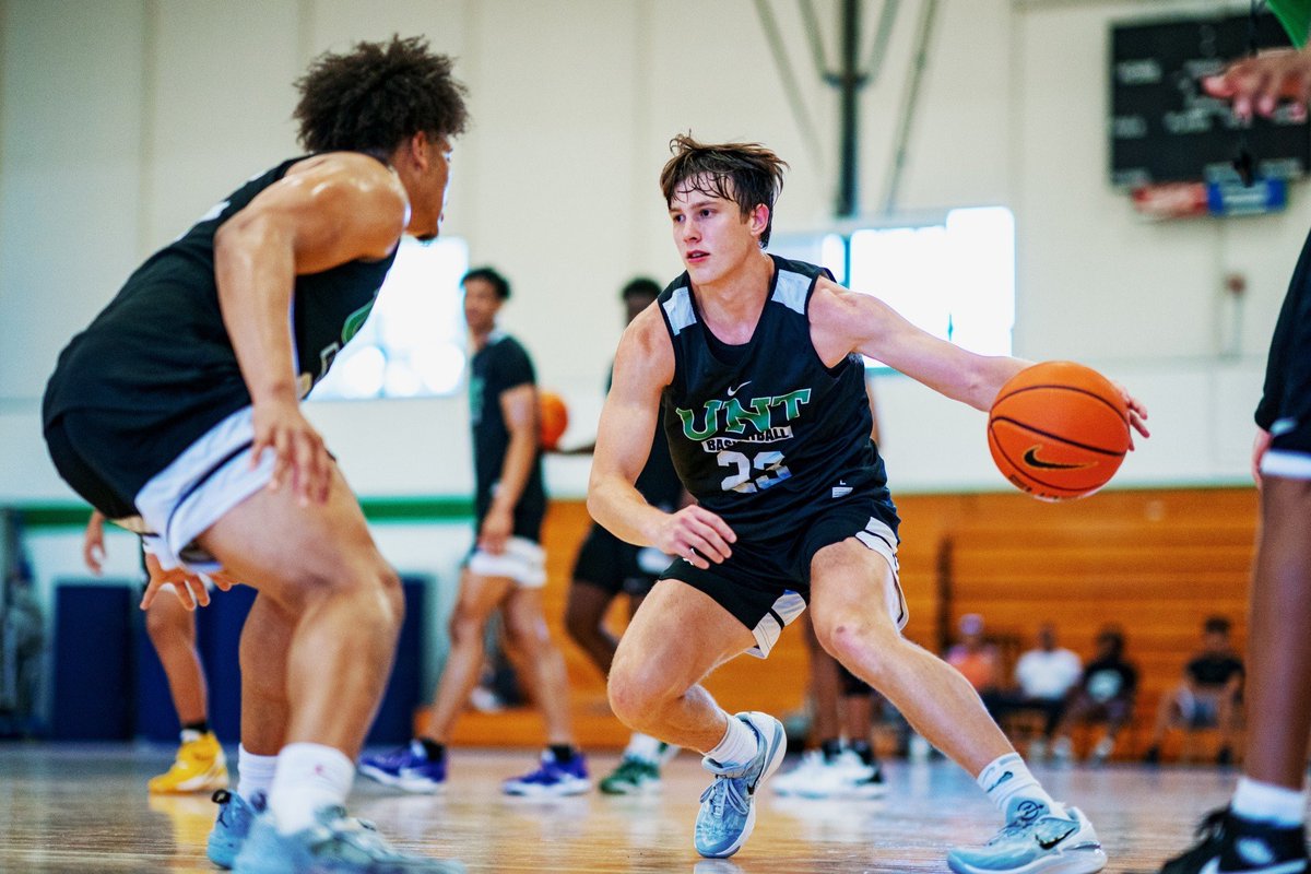 UNT Basketball (@meangreenmbb) on Twitter photo ๐๐๐๐๐๐๐ /kษmหpฤt/
verb.
๐ด๐ต๐ณ๐ช๐ท๐ฆ ๐ต๐ฐ ๐จ๐ข๐ช๐ฏ ๐ฐ๐ณ ๐ธ๐ช๐ฏ ๐ด๐ฐ๐ฎ๐ฆ๐ต๐ฉ๐ช๐ฏ๐จ ๐ฃ๐บ ๐ฅ๐ฆ๐ง๐ฆ๐ข๐ต๐ช๐ฏ๐จ ๐ฐ๐ณ ๐ฆ๐ด๐ต๐ข๐ฃ๐ญ๐ช๐ด๐ฉ๐ช๐ฏ๐จ ๐ด๐ถ๐ฑ๐ฆ๐ณ๐ช๐ฐ๐ณ๐ช๐ต๐บ ๐ฐ๐ท๐ฆ๐ณ ๐ฐ๐ต๐ฉ๐ฆ๐ณ๐ด ๐ธ๐ฉ๐ฐ ๐ข๐ณ๐ฆ ๐ต๐ณ๐บ๐ช๐ฏ๐จ ๐ต๐ฐ ๐ฅ๐ฐ ๐ต๐ฉ๐ฆ ๐ด๐ข๐ฎ๐ฆ.
#GMG ๐๐๐๐๐๐๐ /kษmหpฤt/
verb.
๐ด๐ต๐ณ๐ช๐ท๐ฆ ๐ต๐ฐ ๐จ๐ข๐ช๐ฏ ๐ฐ๐ณ ๐ธ๐ช๐ฏ ๐ด๐ฐ๐ฎ๐ฆ๐ต๐ฉ๐ช๐ฏ๐จ ๐ฃ๐บ ๐ฅ๐ฆ๐ง๐ฆ๐ข๐ต๐ช๐ฏ๐จ ๐ฐ๐ณ ๐ฆ๐ด๐ต๐ข๐ฃ๐ญ๐ช๐ด๐ฉ๐ช๐ฏ๐จ ๐ด๐ถ๐ฑ๐ฆ๐ณ๐ช๐ฐ๐ณ๐ช๐ต๐บ ๐ฐ๐ท๐ฆ๐ณ ๐ฐ๐ต๐ฉ๐ฆ๐ณ๐ด ๐ธ๐ฉ๐ฐ ๐ข๐ณ๐ฆ ๐ต๐ณ๐บ๐ช๐ฏ๐จ ๐ต๐ฐ ๐ฅ๐ฐ ๐ต๐ฉ๐ฆ ๐ด๐ข๐ฎ๐ฆ.
#GMG
