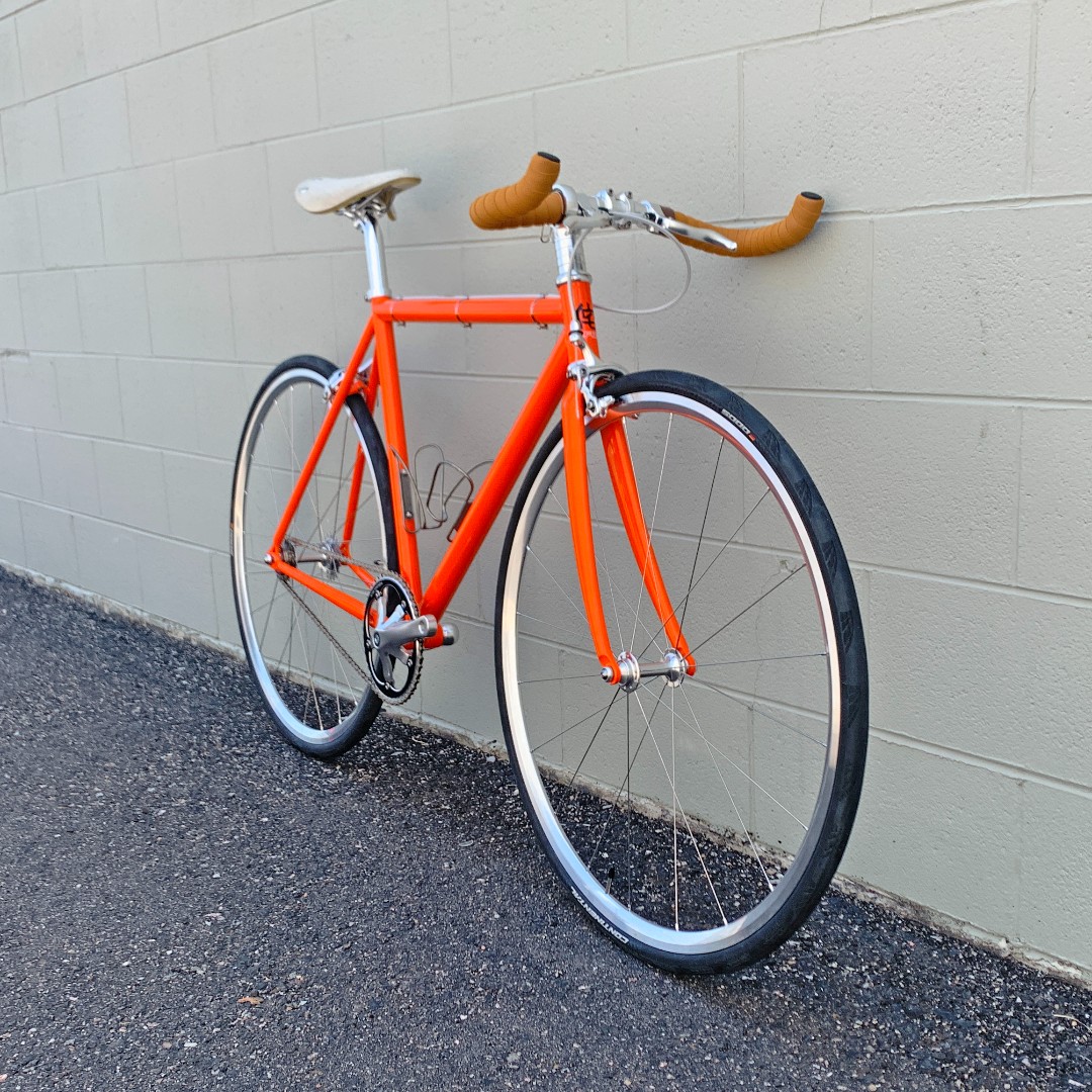 wabicycles's tweet photo. Brighten up your Monday (especially if you are working today) with some Nitro Orange Lightning.
#wabicycles #singlespeed #fixed #trackbike #fixedgear #fixedgearbike #fixedgearlife #columbusspirit #brookssaddle #brooksc17 https://t.co/ebxSS3pA2Y