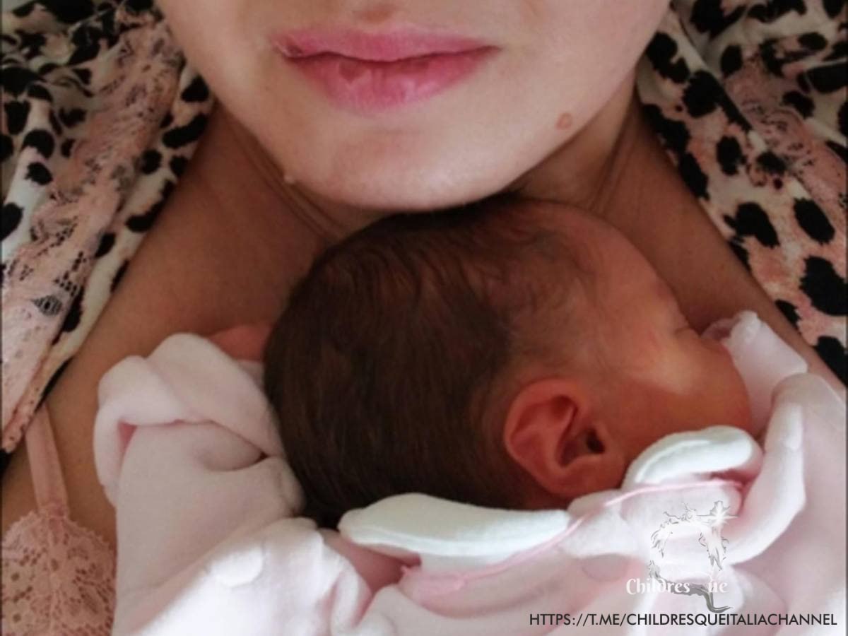 Veleno_Q_B's tweet image. #ChildResQue 

💥UN MIRACOLO TUTTO UMANO 💥

🌏 ITALIA - TORINO 🇮🇹
🗓2 LUGLIO 2023

È nata Vittoria e sta bene, nonostante sia arrivata con una gravidanza "fuori dall'addome".

Sono solo 16 i casi registrati negli ultimi 50 anni, e non tutti hanno avuto un lieto fine. 

Mamma e