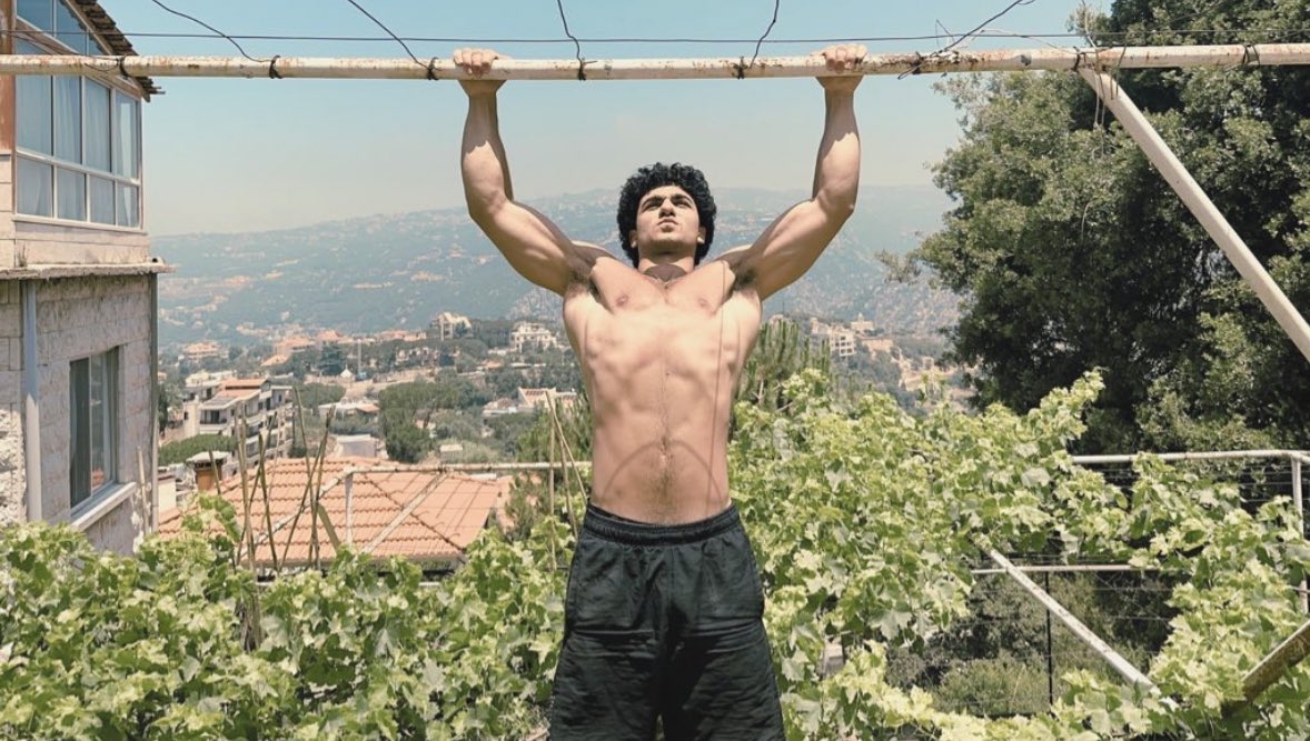 najib__rahal's tweet photo. FREE Calisthenics Training Program

I wrote a NEW bodyweight training guide.

Its a calisthenics program designed for muscle growth and strength.

I’m giving it away FREE to those who:

• Retweet + Comment “send”
• Must follow so I can DM. https://t.co/GjEBixGSBR