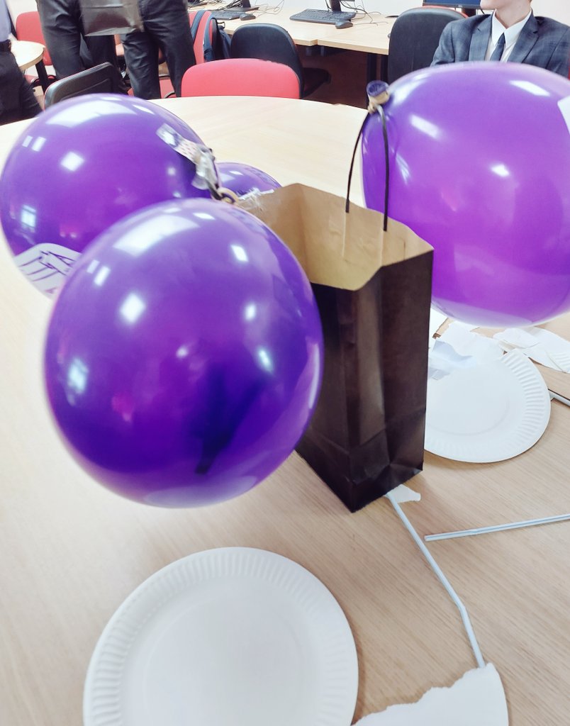 WithamPost16's tweet photo. 🎓  6th Form Induction 🎓

It was 6th form induction day @PrioryWitham. Welcome breakfast and assembly, teambuilding 'egg drop' challenge, inspirational @StephenSeki followed by an afternoon of wellbeing BBQ and rounders. Really enjoyable day had by all #curiosity  #passion https://t.co/VCwkfd7udO