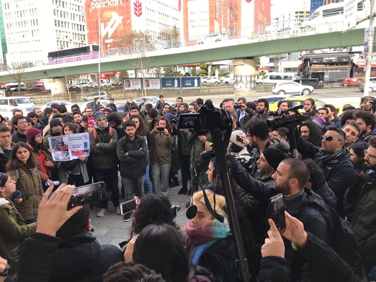 İTÜ yönetimi bir kez daha barınma hakkımıza saldırıyor. İTÜ, Sayıştay raporuna göre cari fazla veren bir devlet kurumu. Verilen ödenekler öğrencilere harcanmalıdır. Bu dayatmaya karşı yurtta kalan kalmayan tüm öğrenciler olarak saat 18’de Arıkapı’da buluşalım #İTÜzamlarıgeriçek