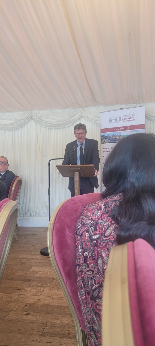 ToniHarrison's tweet image. Honoured to join #ecodev professionals at the HoLs to celebrate @theIED&apos;s 40 years of leading this crucial sector. Energised by @tomstannard, @GregClarkMP and @_judithblake&apos;s speeches on our collective mission to grow recognition &amp;amp; impact of the sector. @oxinnovation #thanksIED