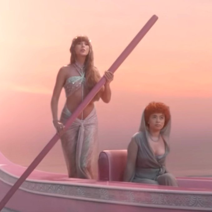 chartdata's tweet photo. Ice Spice ties Morgan Wallen as the artist with the most new top 10 hits on the Hot 100 in 2023 (4):
#2 Karma with @taylorswift13
#3 Boy's A Liar with @pinkpantheress2
#4 Princess Diana with @NICKIMINAJ
#7 Barbie World with Nicki &amp; AQUA https://t.co/mw98TRlZcU
