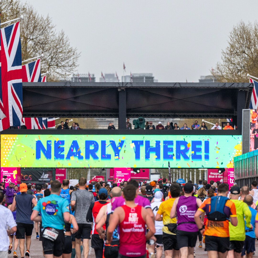 It’s ballot week👀 

Comment with a 🤞 if you entered the 2024 TCS London Marathon ballot. 

#LondonMarathon #WeRunTogether