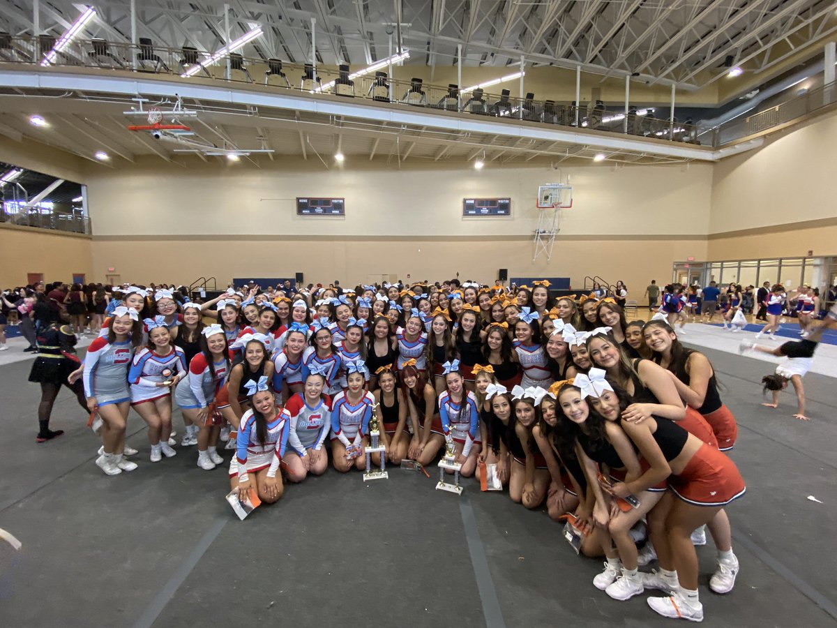 Mad Dog Cheer tweet media