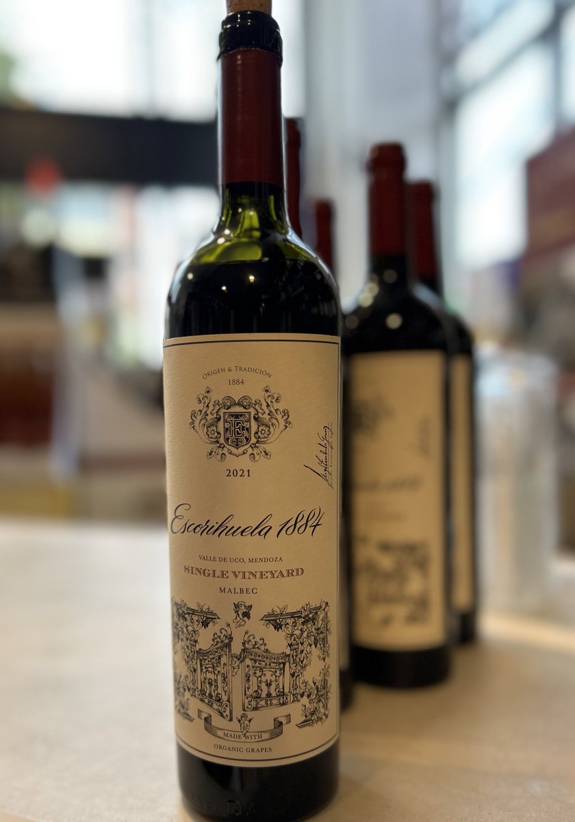 Tasting the Escorihuela Gascón 2021 Malbec. 
Really opened up after an hour. This winery, with current organic &amp; biodynamic methods, was founded in 1884. This is an excellent summer red.  #redwinesofsummer #redwine