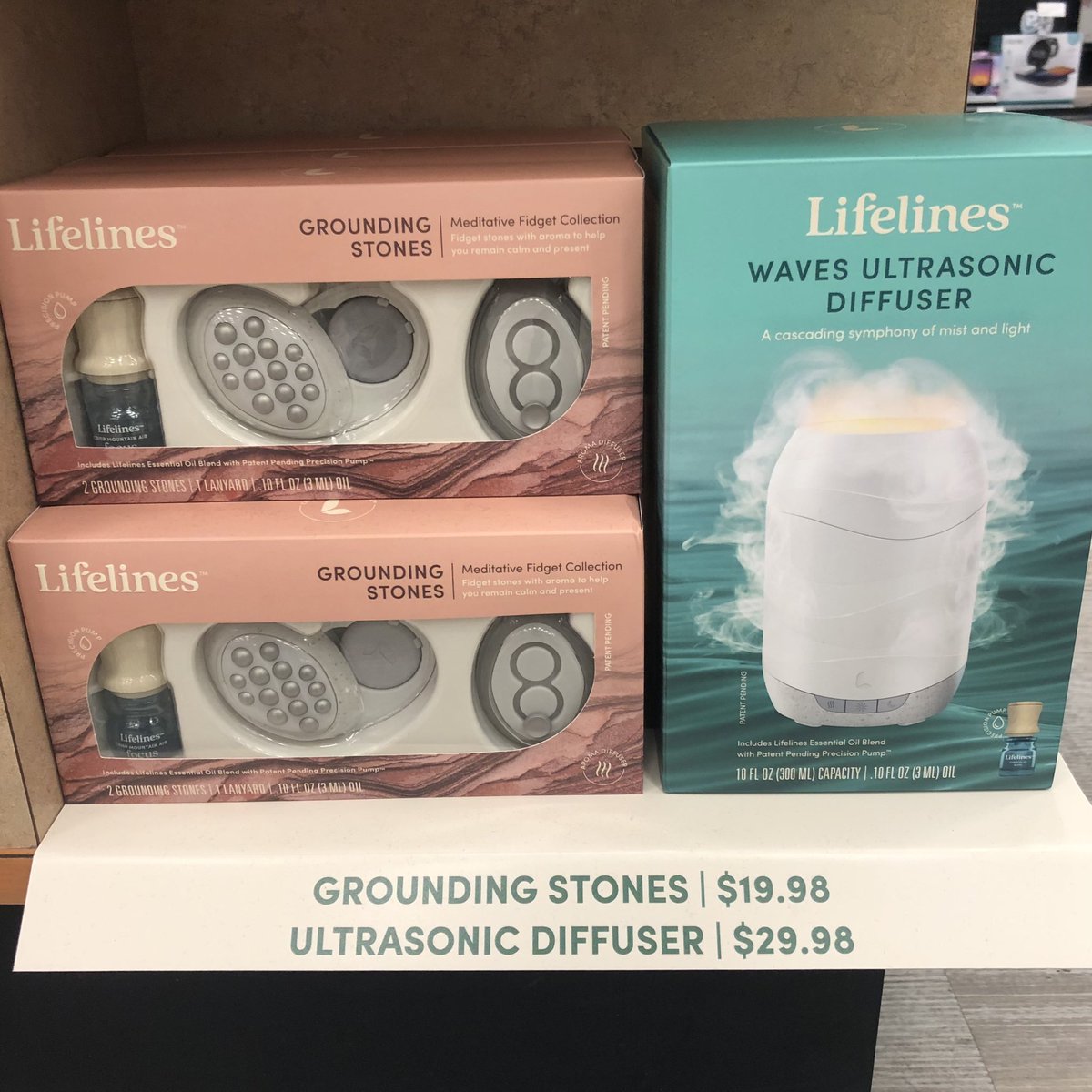 We are excited to now be carrying Lifelines Sensory Immersion tools. Their entire collection is designed to switch on your body’s most effective stress relievers: your senses. #lifelines #immersion #sensory