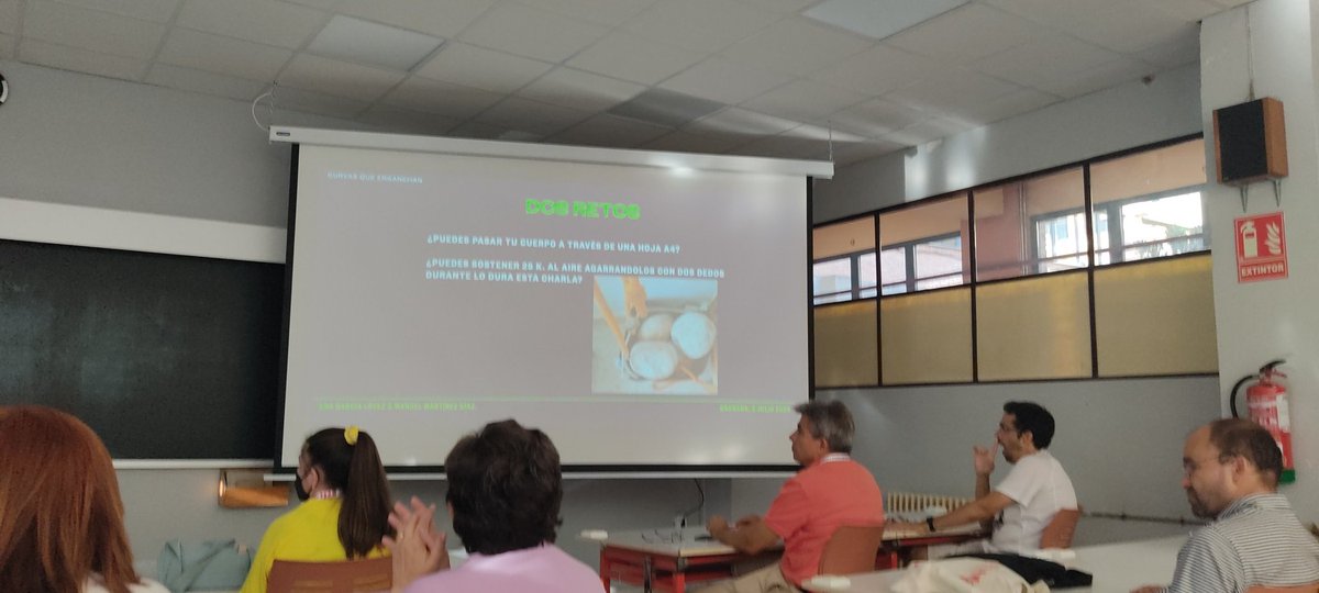 Comunicación de Ana García y Manolo   Martínez "Curvas que enganchan" en el XVIII CEAM de Granada @xviiiceam