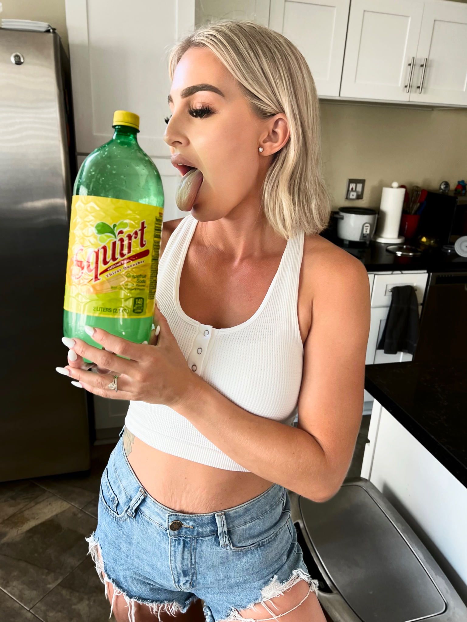 andi avalon - omegla tube dakota skye casting
