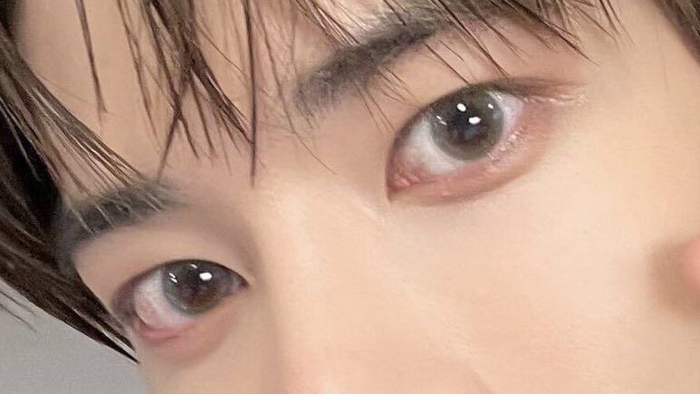 tyunseyes's tweet photo. https://t.co/EeMUk9sXqE