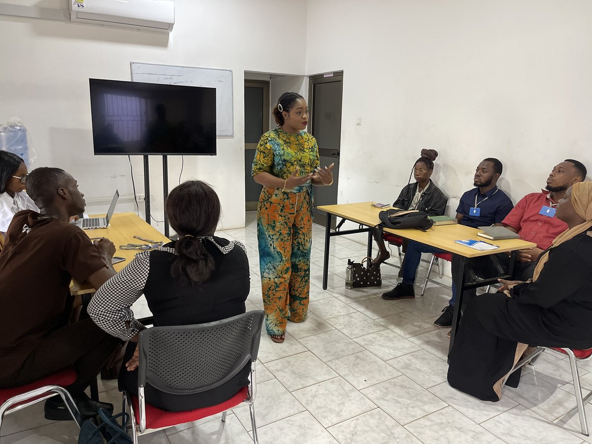 ChallengesGhana's tweet photo. The second  cohort of the Youth Work Program has begun with  pre-placement training, empowering the Junior Associates and equipping them with essential workplace skills to enable them make positive impact on the participating  SMEs. 

#y2w #YouthEmpowerment  #skills
#employable https://t.co/dfNWV2ZUBq
