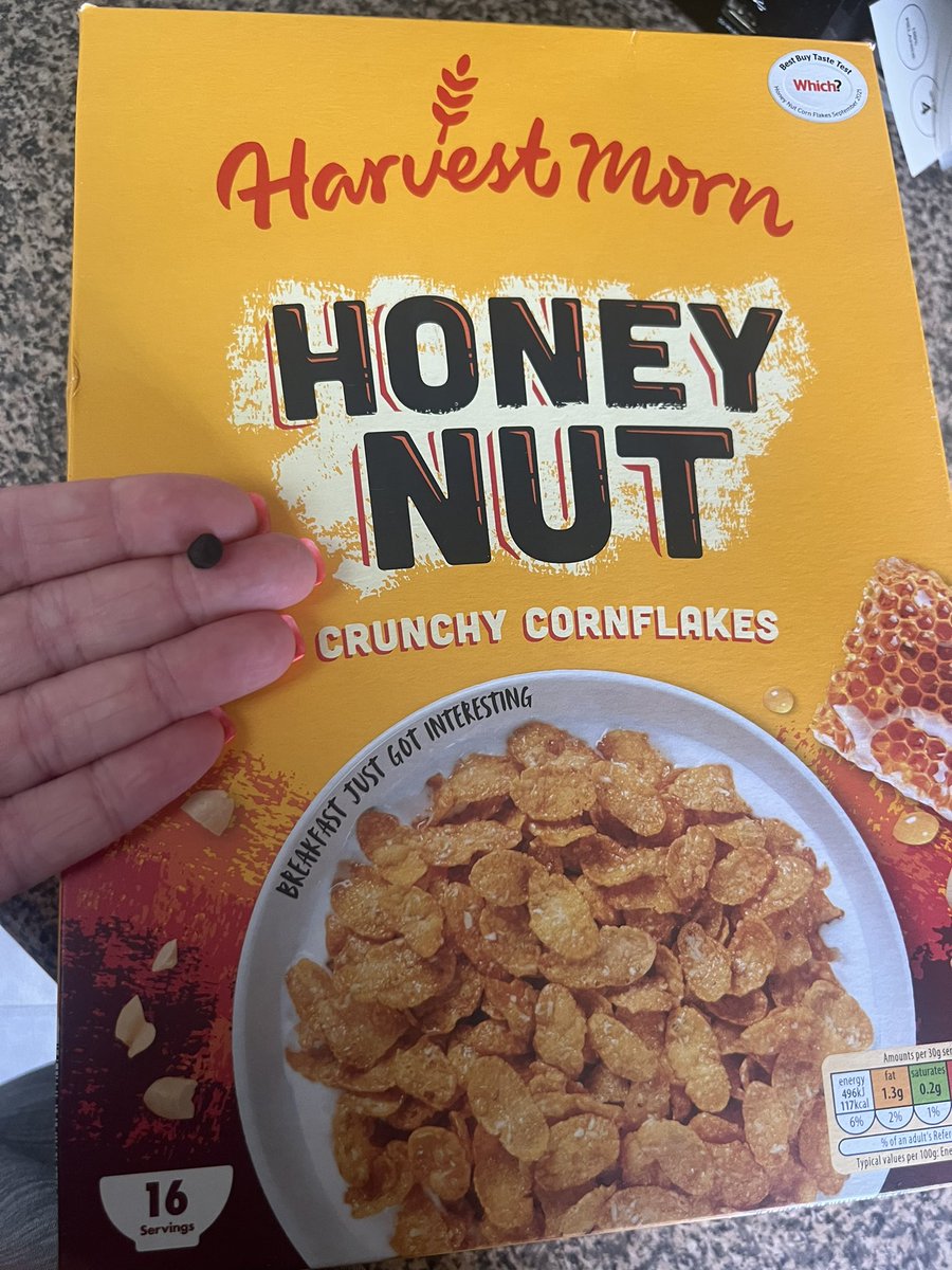 amy_elli's tweet photo. @AldiHelpPage A black stone found in my cereal.. thought it was honey nut not honey stone !! not amused. I could of broken my tooth ! https://t.co/Ie31Z0bqRz