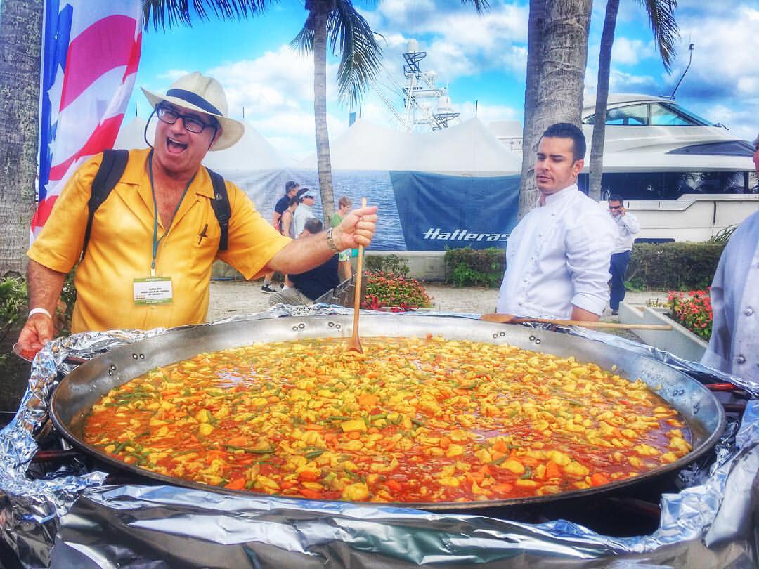 AmbassadorsVIP.com Hire Us Your Brand Goes Viral tweet media