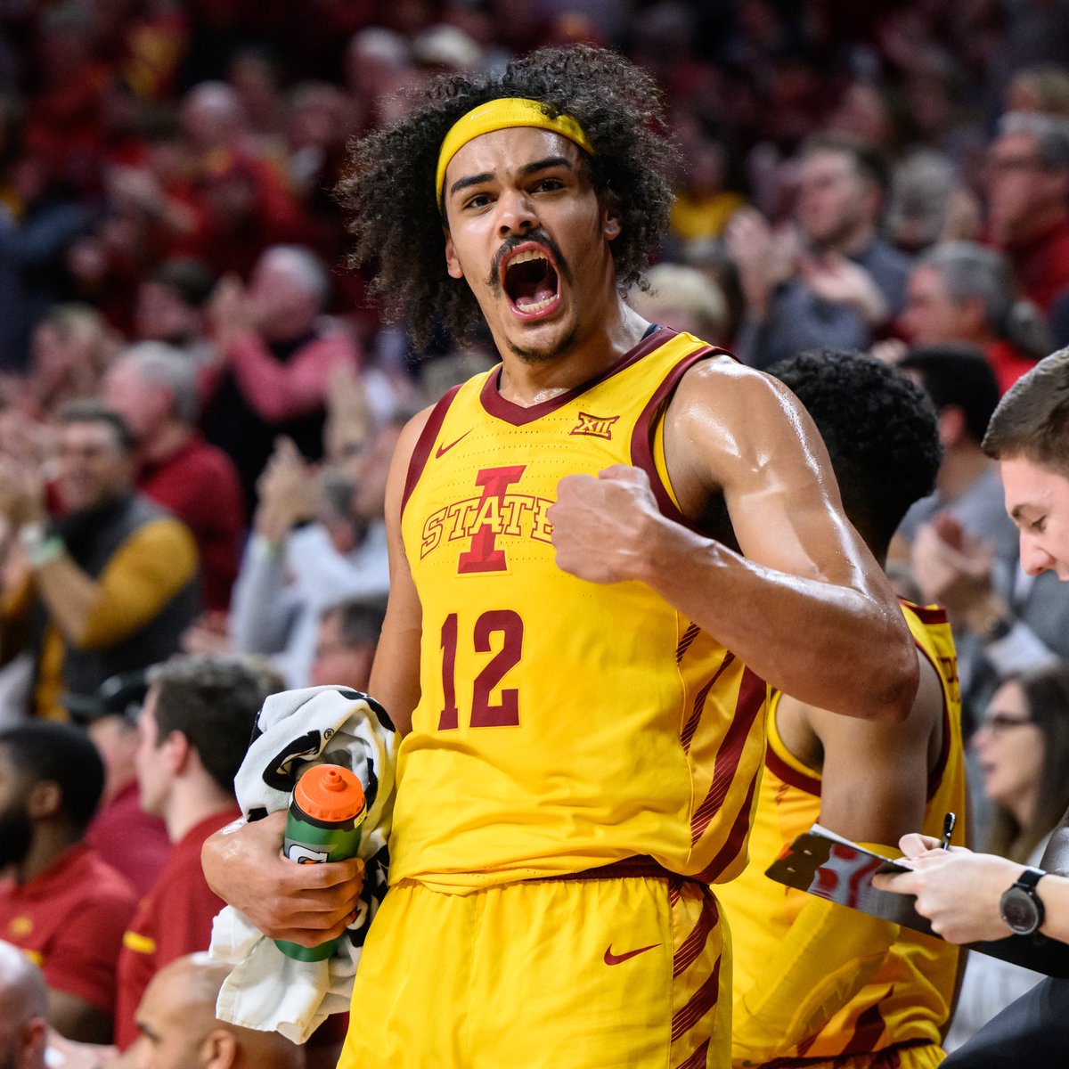CycloneMBB's tweet photo. Happy Birthday, Big Rob Energy! 

#Cyclones | #C5C https://t.co/ddbOX7PZdo