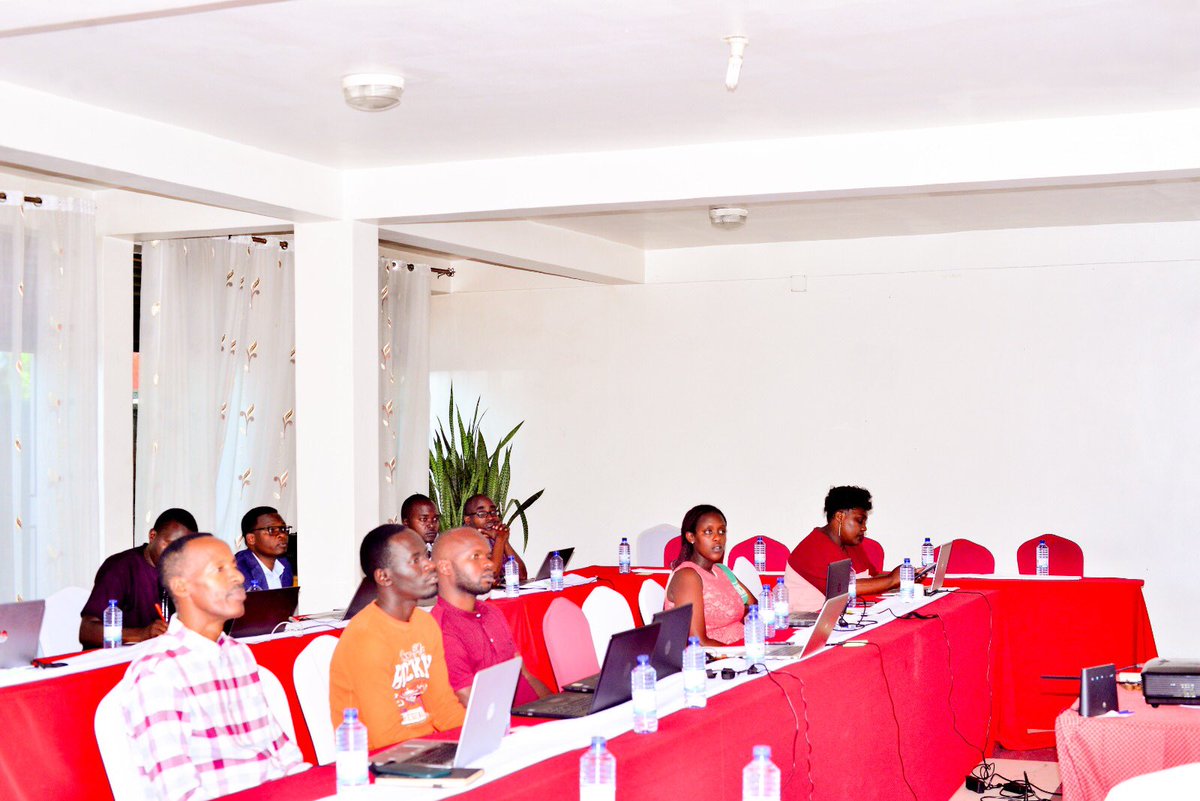 cpjsprw's tweet photo. In the Karongi district, the training of trainers has just begun. They are members of the CPJSP team, @nrs_rwanda , private school managers in the Karongi district, @YegoKarongi , and the sector education officer in the @bwishyura. https://t.co/eHVRkeLVTK