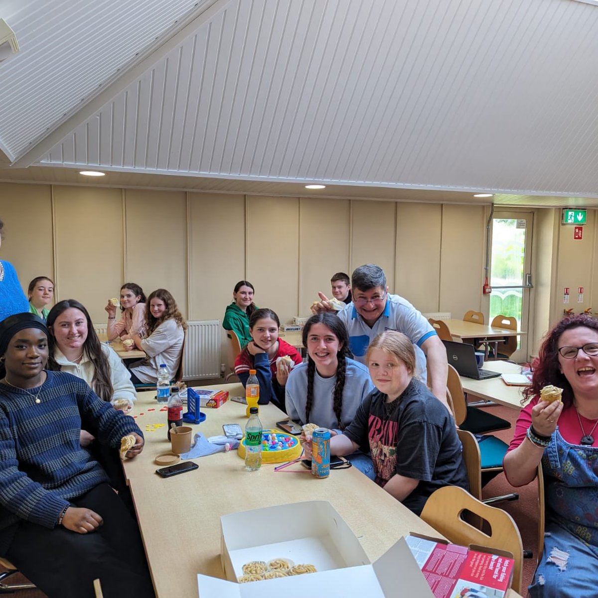 ICOrchestra's tweet photo. 🌞#ICOYO summer school started today at @MICLimerick! 🎶

We started out as we mean to continue - with cupcakes! 🧁

#ICOYO #RTESupportingTheArts  #classicalmusic #youthorchestra @CommunityFound @LimerickArts @artscouncil_ie https://t.co/srOxAJqBex